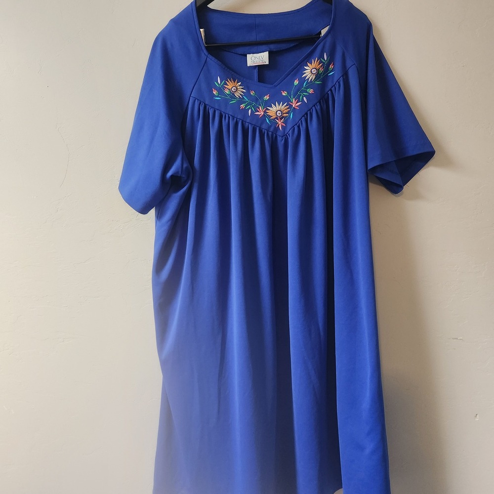Vintqge Only Necessities‎ Blue Embroidered Floral Lounge Dress Size XL Oversized